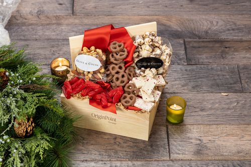 Lots of Little Holiday Goodies Crate image thumbnail