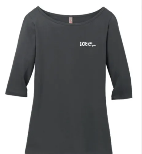 1 Poker Chip - Mens or Ladies District Threads Perfect Weight Tee image thumbnail