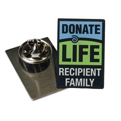 Image of Recipient Family Lapel Pin