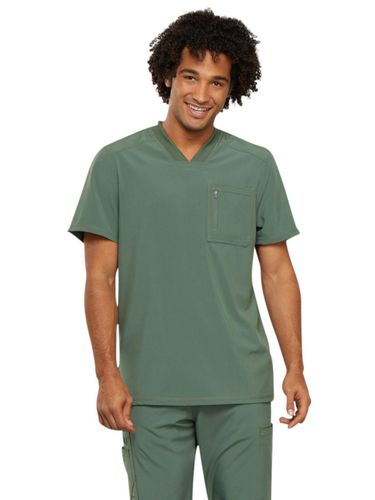 Infinity Men's Tuckable V-Neck image thumbnail