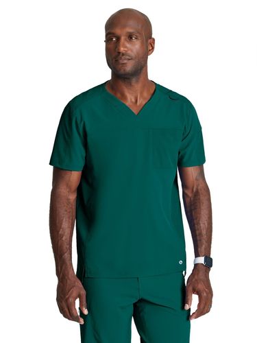 Barco One Men's Velocity Two-Pocket Ribbed V-Neck  image thumbnail