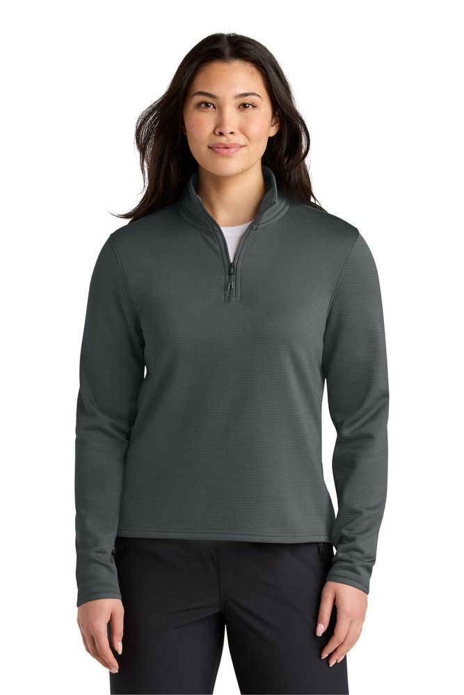 The North Face Women's Aim 1/4-Zip Fleece primary image