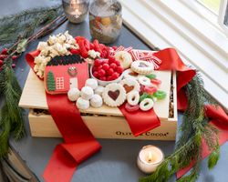 Image of Olive & Cocoa Home for the Holidays – Medium (Pre-Order for November Delivery)