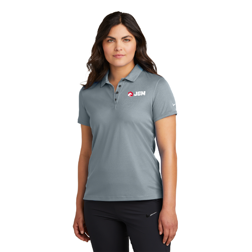 Nike Women's Victory Solid Polo image thumbnail
