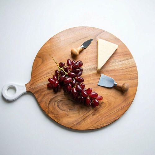Wood and white round charcuterie board image thumbnail