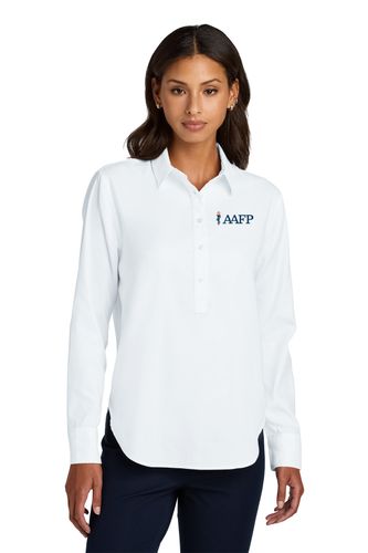 Mercer+Mettle Women's Long Sleeve Modern Oxford Shirt. image thumbnail