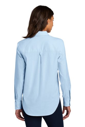 Mercer+Mettle Women's Long Sleeve Modern Oxford Shirt. image thumbnail