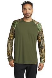 Image of Russell Outdoors Realtree Colorblock Performance Long Sleeve Tee RU151LS