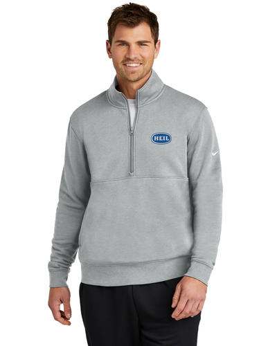 Nike Club Fleece Sleeve Swoosh 1/2-Zip image thumbnail