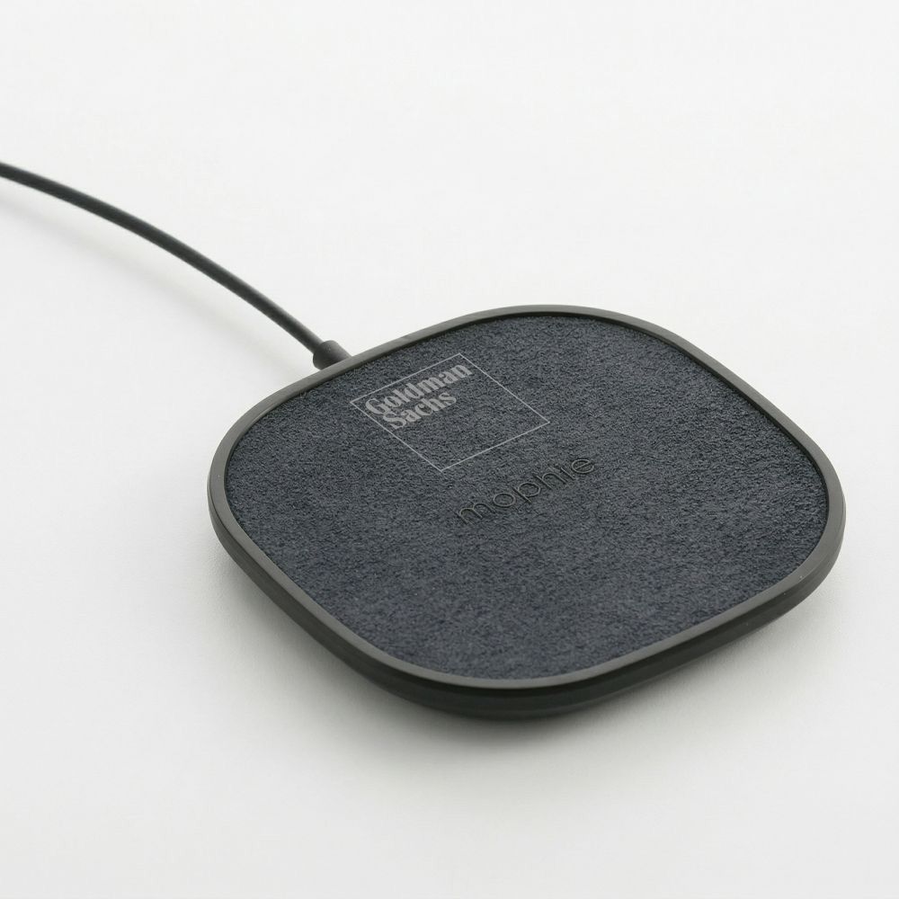 Mophie 15W Wireless Charging Pad primary image