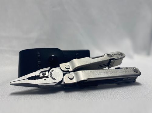Leatherman Super Tool 300 image thumbnail