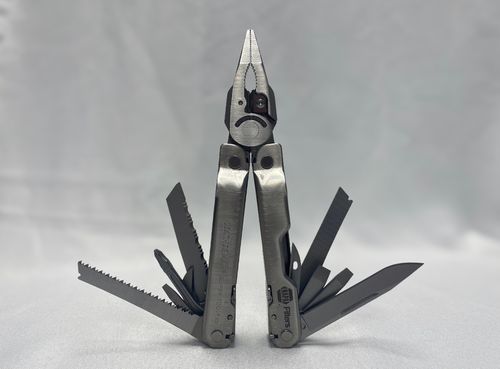 Leatherman Super Tool 300 image thumbnail
