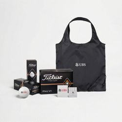 Image of Golf Essentials Kit – Pro V1