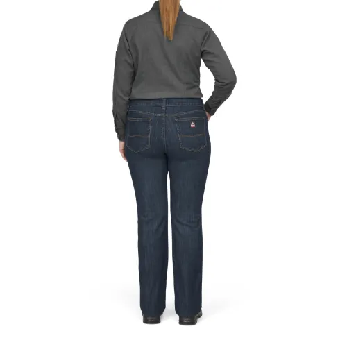 iQ Series® Comfort Woven Women's Lightweight Shirt image thumbnail