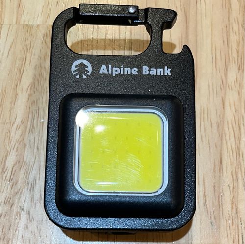 reNew Rechargeable Cob Magnetic Light image thumbnail