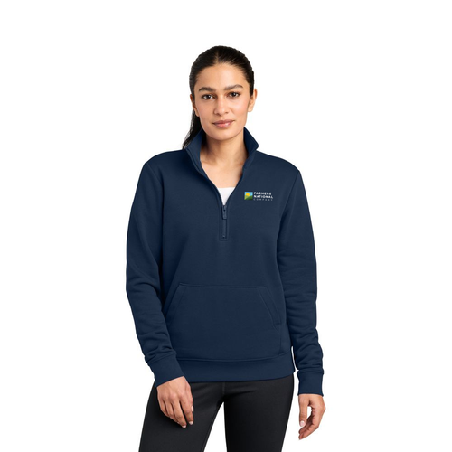 Nike Women's Club 1/2-Zip image thumbnail