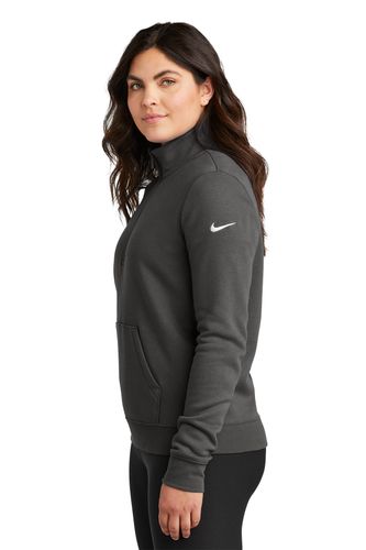 Nike Women's Club Fleece Sleeve Swoosh 1/2-Zip image thumbnail