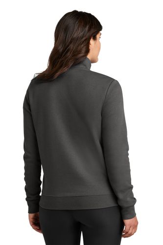 Nike Women's Club Fleece Sleeve Swoosh 1/2-Zip image thumbnail