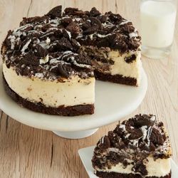 Image of Cookies and Cream Cheesecake