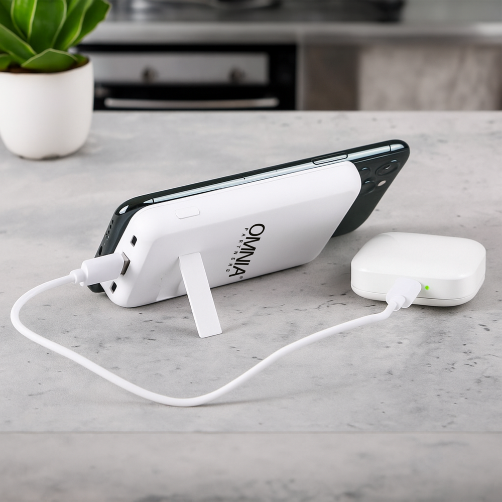 Mag5000 Wireless Magnetic Power Bank primary image