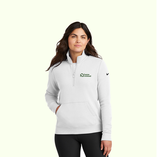 Nike Women's Club Fleece Sleeve Swoosh 1/2-Zip image thumbnail