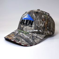 Image of Outdoor Cap - Camo with Flag Sandwich Visor Cap