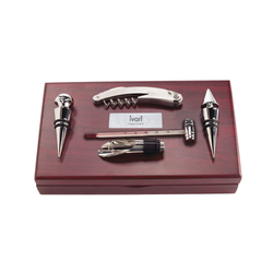 Image of Bodega Wine Accessory Set