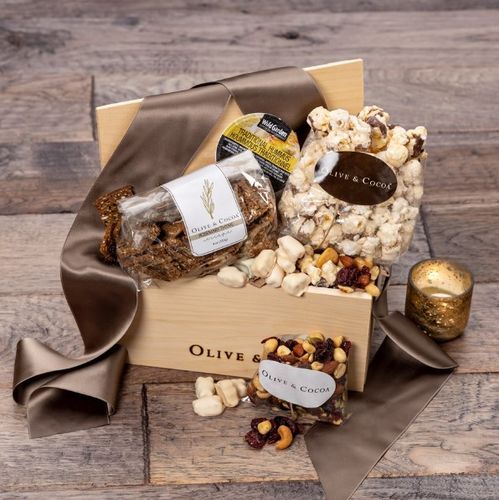 Olive & Cocoa Snacks To Share - Petite image thumbnail