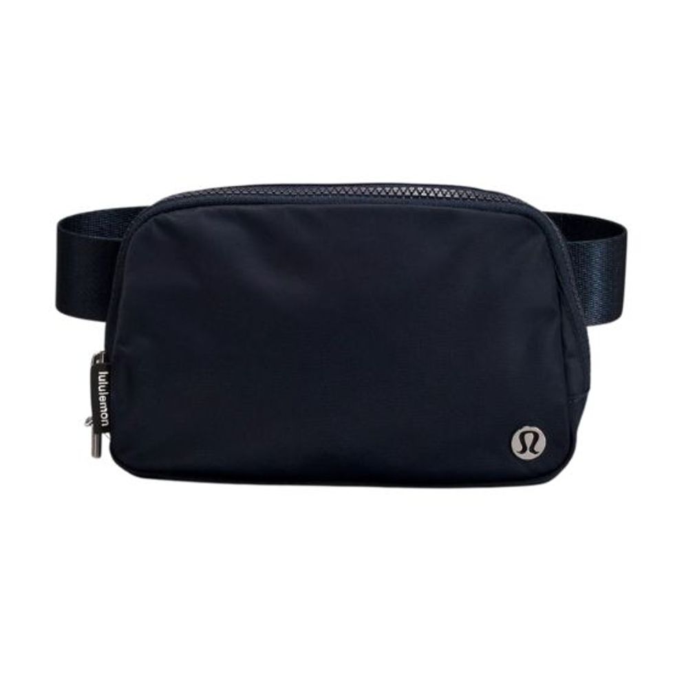 Lululemon Everywhere Belt Bag – Navy primary image