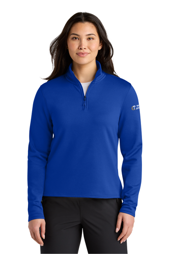 The North Face Women’s Aim 1/4-Zip Fleece image thumbnail