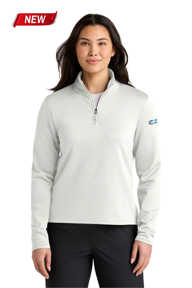 The North Face Women’s Aim 1/4-Zip Fleece primary image