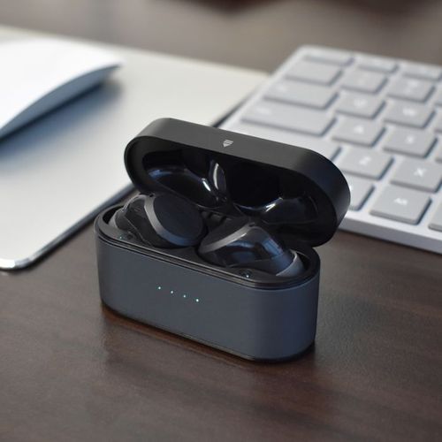 Ear Buds image thumbnail