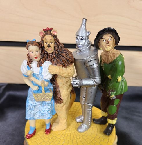 Wizard of Oz Figurines image thumbnail