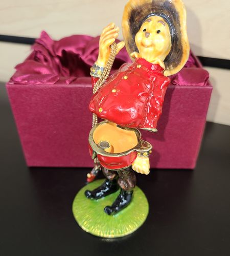 Wizard of Oz Figurine Trinket Boxes image thumbnail
