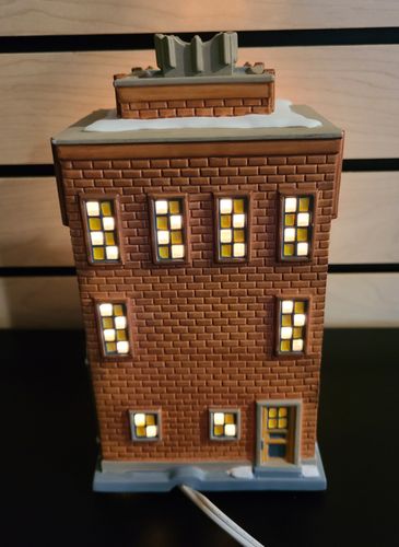 Buddy from Elf's Light-Up Apartment Building image thumbnail