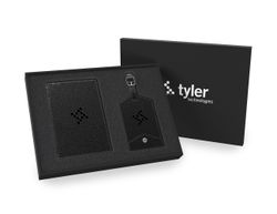 Image of Vanguard Safe Travels Gift Set