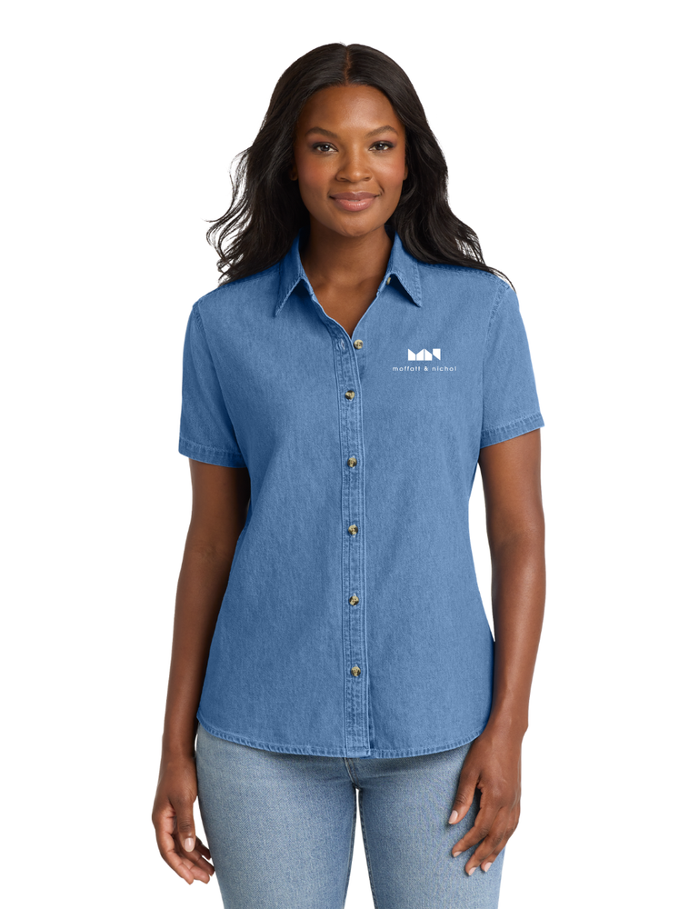 Women’s Short Sleeve Denim Shirt primary image