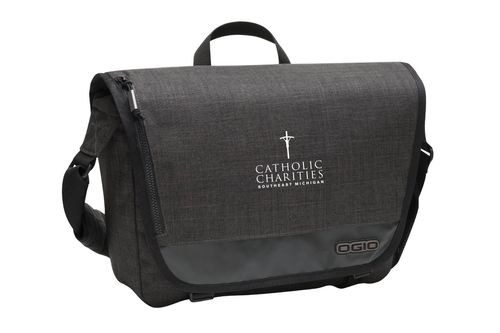OGIO Sly Messenger. 417041 image thumbnail
