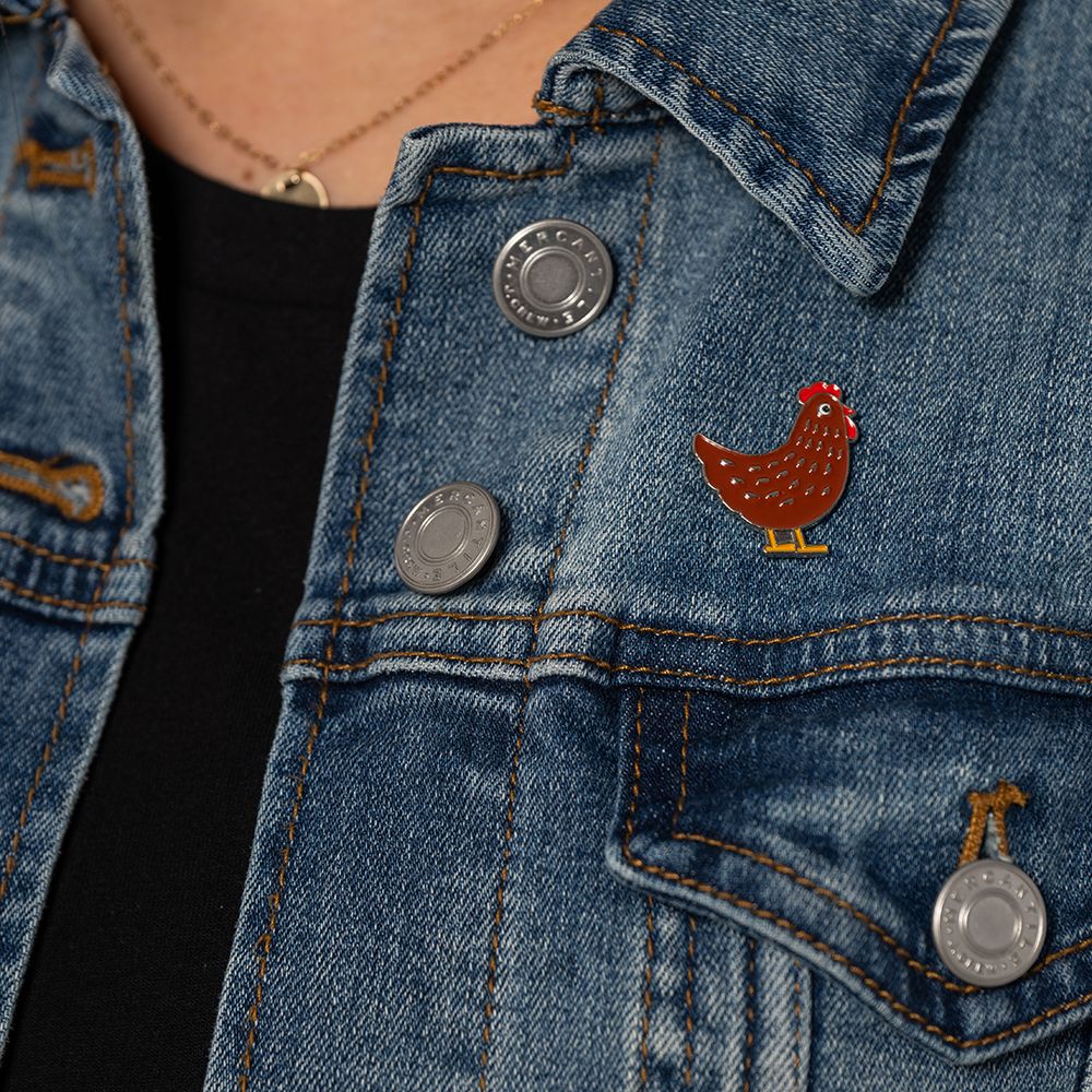 Enamel Pin Hen primary image