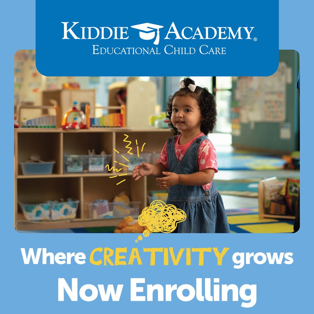 Where Creativity Grows Now Enrolling Yard Signs - 8-Pack (KA-YS24-CREATNE) primary image