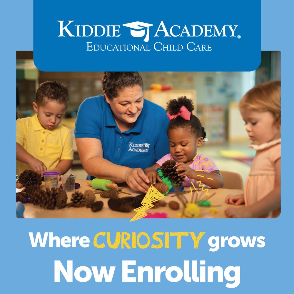 Where Curiosity Grows Now Enrolling Yard Signs - 8-Pack (KA-YS24-CURNE) primary image